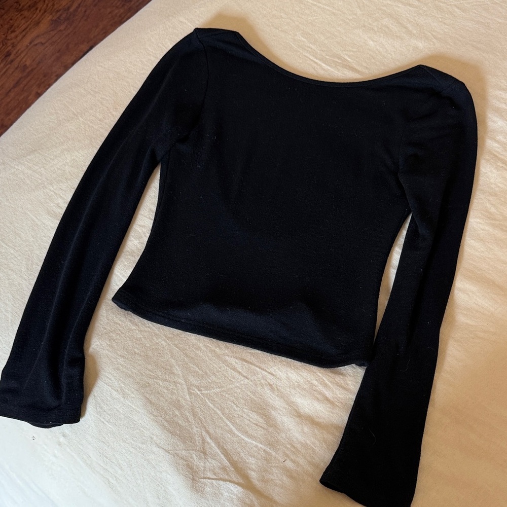 Vrg Grl Black Long Sleeve Women's Top